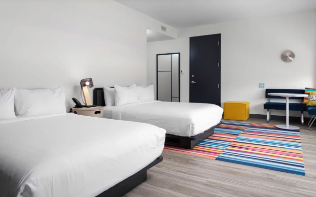 Aloft Savannah Airport