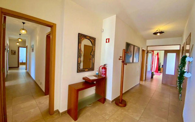 Ponta da Piedade Family House