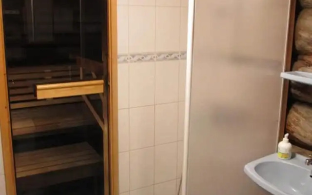 Rukako KORTEHONGISTO A2