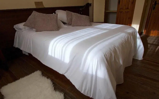 Hotel Valle Del Eria