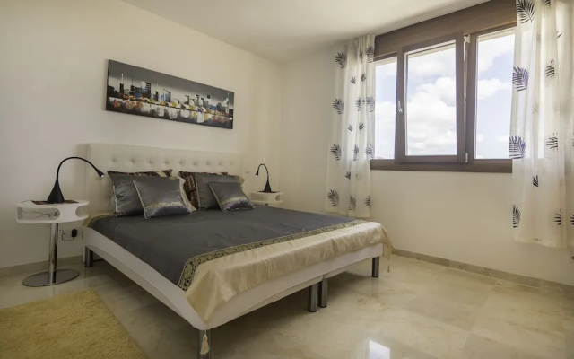 Great Penthouse Near Beach