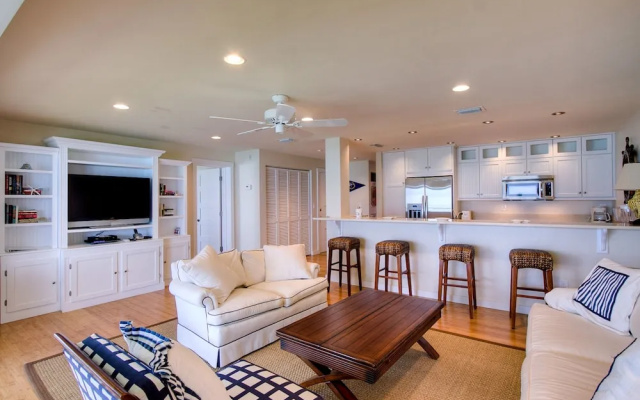 Mariner Point 232