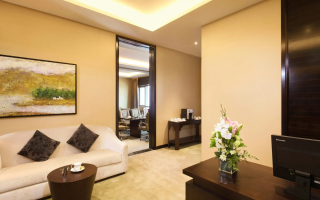 DoubleTree by Hilton Hotel Wuhu