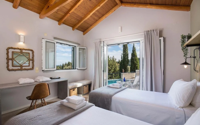 Danai Villa - Charming Escape With Oceanside Views