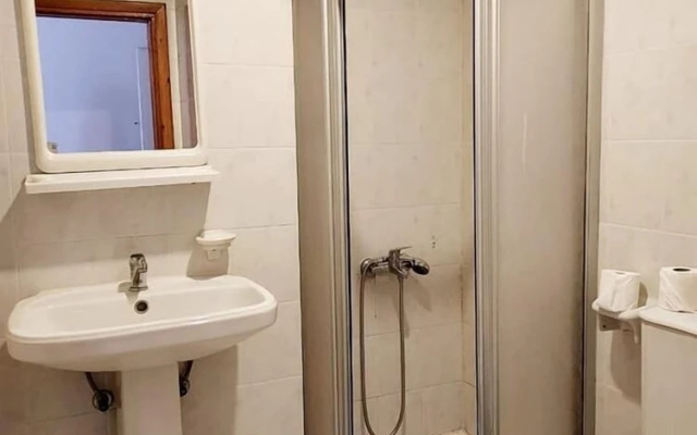 Larsens Suit Hotel
