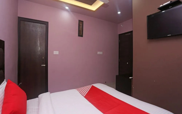 OYO 27700 The Better Inn
