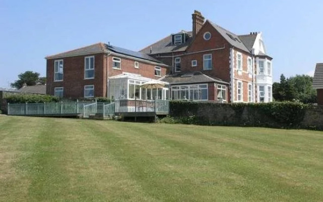 Woodlands Country House
