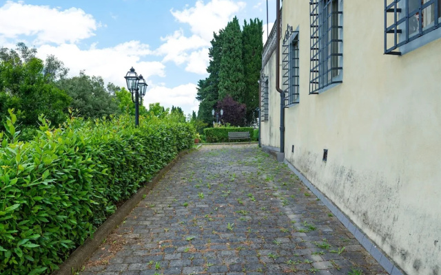 Secluded Apartment in San Miniato With Swimming Pool