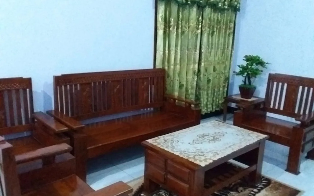 Mas Dylan Homestay