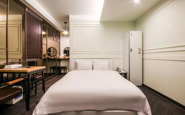 Hotel Making