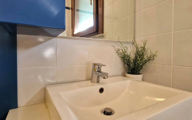 Great Accommodation With Balcony