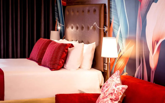 The Victoria Hotel
