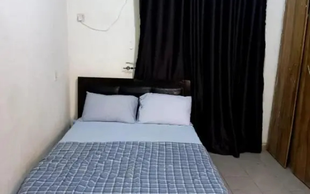Ib Kay Apartments