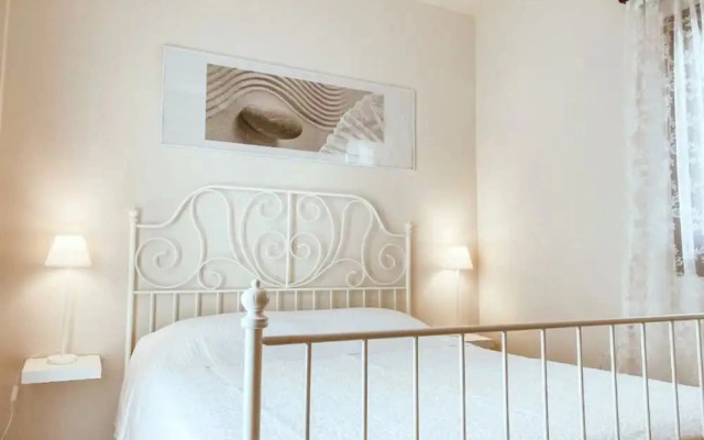 Sunrise Villa in Skyros - Coastal Sea View Haven