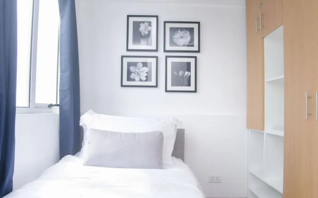Decorated Duplex Apartment @ BGC