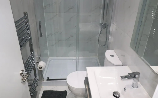 Impeccable 1-bed Apartment in Dartford