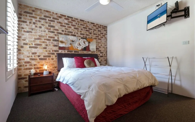 Bay Parklands, Unit 27/2 Gowrie Avenue