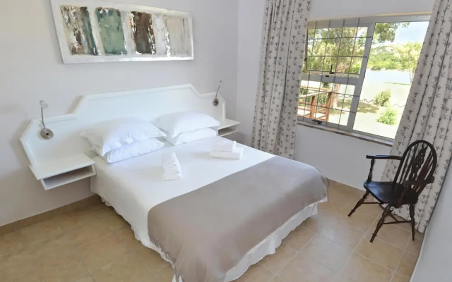 Sundune Guest House & Self Catering