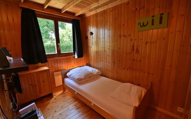 Chalet in Durbuy With Jacuzzi & Garden