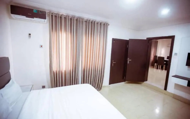 Stunning 2-bed Apartment in Lagos
