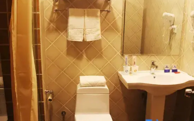 Mifang Hotel (Urumqi Miquan No.1 Middle School)