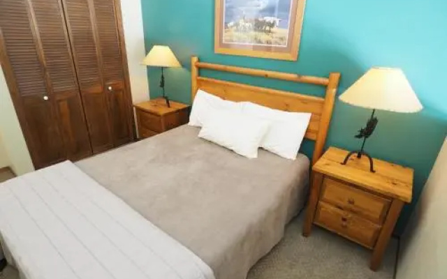 Apex Mountain Inn Suite 409-410 Condo