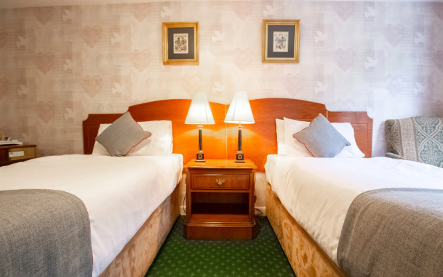 Clachan Cottage Hotel