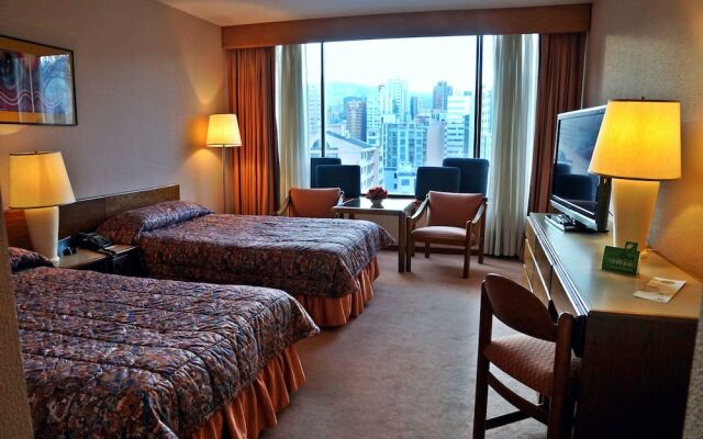 Real Plaza Hotel & Convention Center