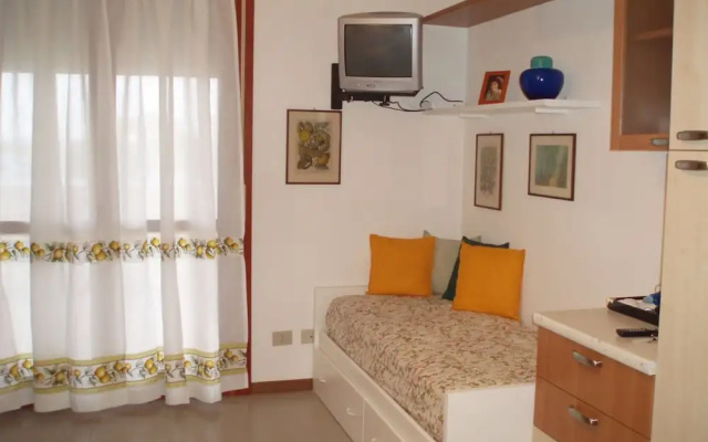 Enjoy a Charming sea View Studio Apartment