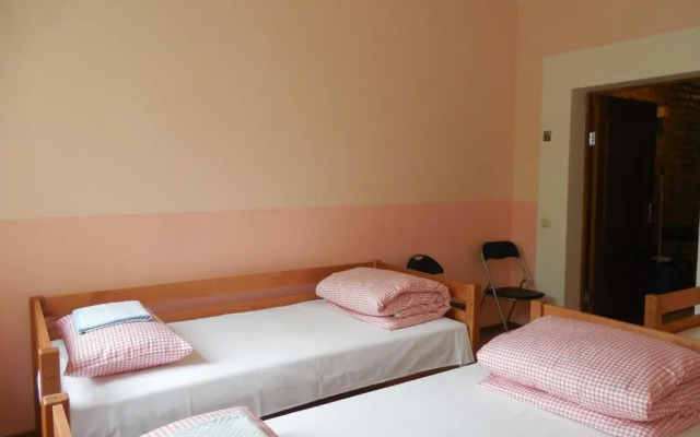 Gogol Park Hostel