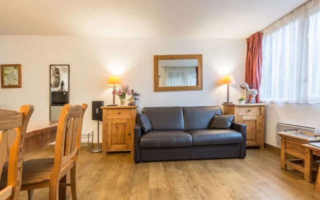 Apartment Mummery 1