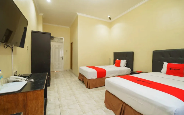 RedDoorz Plus @ Hotel Sempurna Watervang Lubuk Linggau