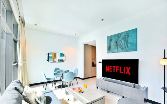 LUX The Northside 15 Burj Khalifa View Suite, Dubai