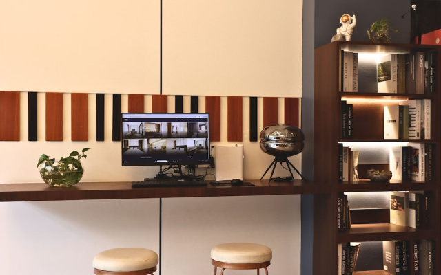 CDX Residence