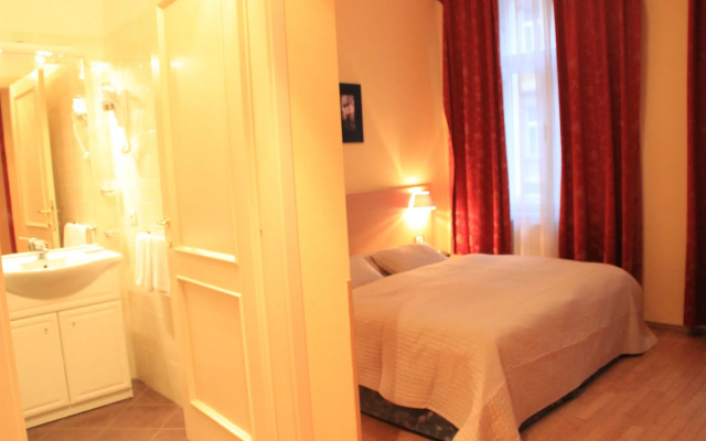 City Lounge Hotel