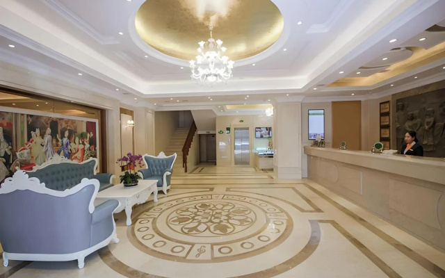 Vienna Hotel (Lhasa Potala Palace West Beijing Road)