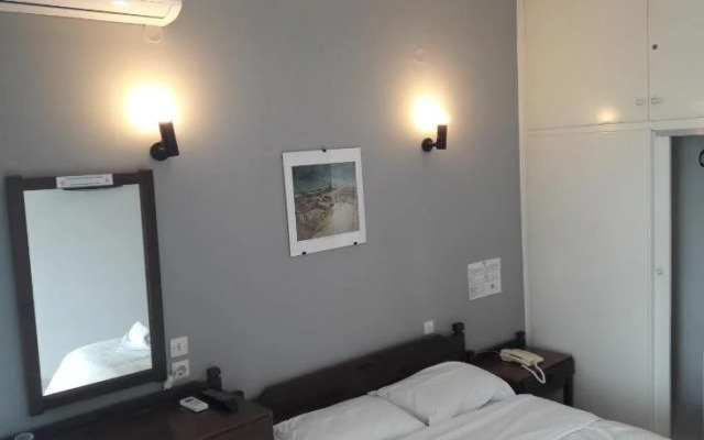 Hotel Avra