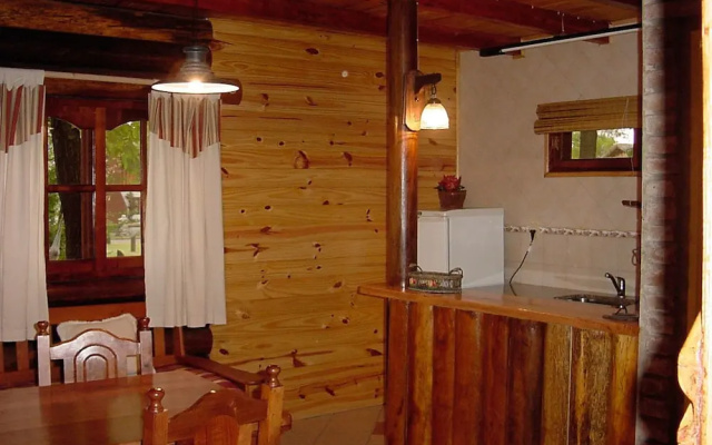 Los Platanos Cabañas & Suites