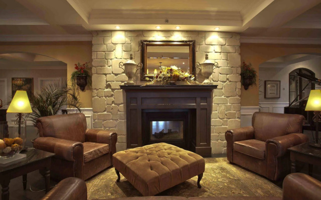 Le St-Martin Hotel & Suites Laval