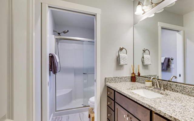 Entertainment Shed! Pet-friendly Oregon Coast Home