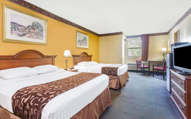 Ramada Lake City