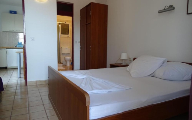 Villa Azure Saplunara