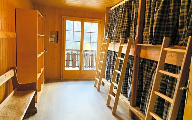 Freeride Hostel & Bar lounge