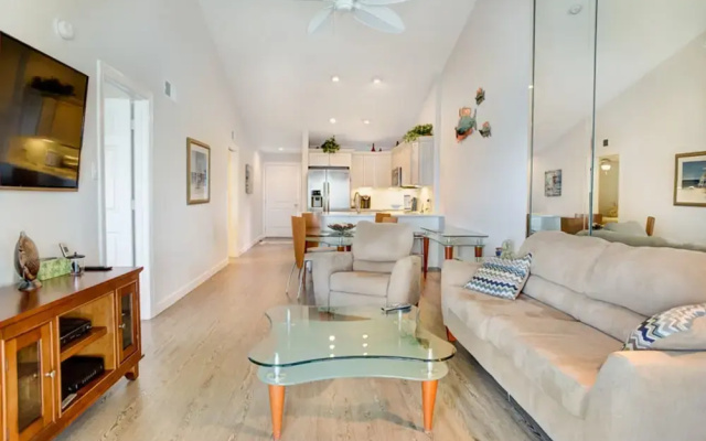 Mariner Point 1083
