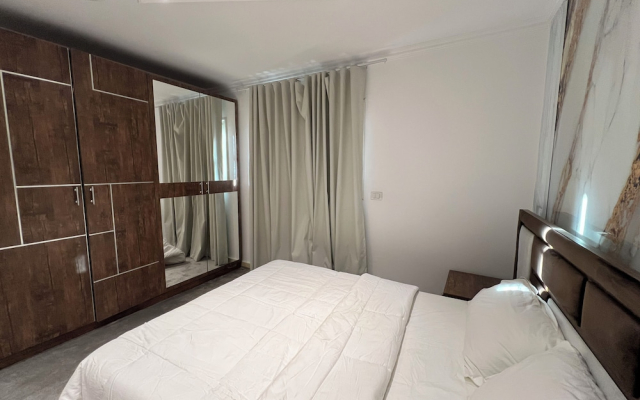 ELITE Premium 3 En-Suites Nile Residence