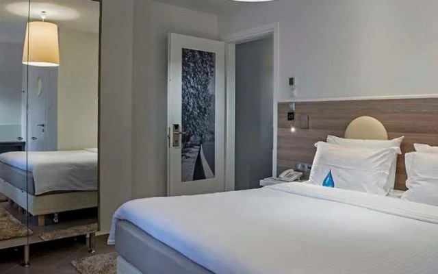 Z Hotel