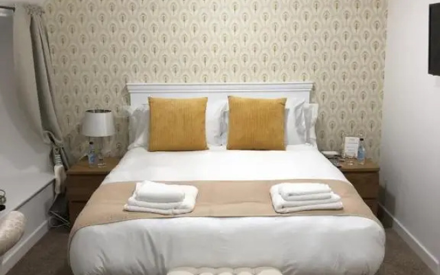 Jt Abergwaun Hotel