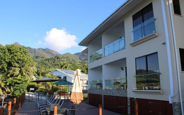 surfers cove in Mahe Island, Seychelles from 168$, photos, reviews - zenhotels.com