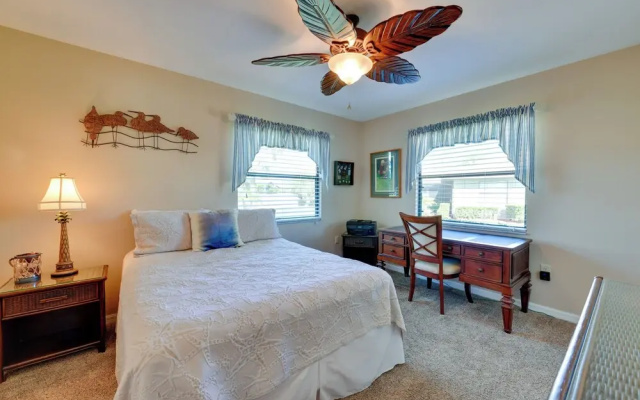 Grill, Lanai & Pool Access: Charming Sebring Villa