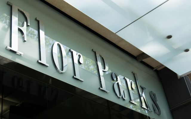 Отель Flor Parks Испания, Барселона - 1 отзыв об отеле, цены и фото номеров - забронировать отель Flor Parks онлайн вид на фасад
